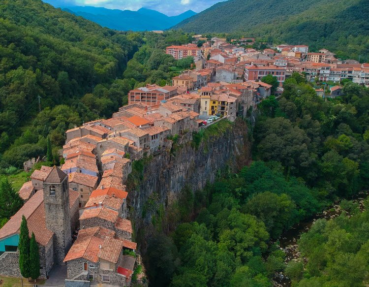 Castell d'Eroles, Spain